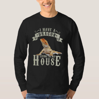 Reptiles säger att jag har en drakantig iguana Liz T Shirt