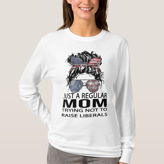 Republican är bara ett regelrätt Mamma som försöke T Shirt (Framsida)
