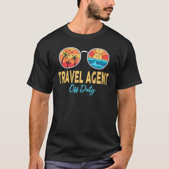 Resa Agent av tullsolglasögon Lycklig förra dagen T Shirt (Framsida)