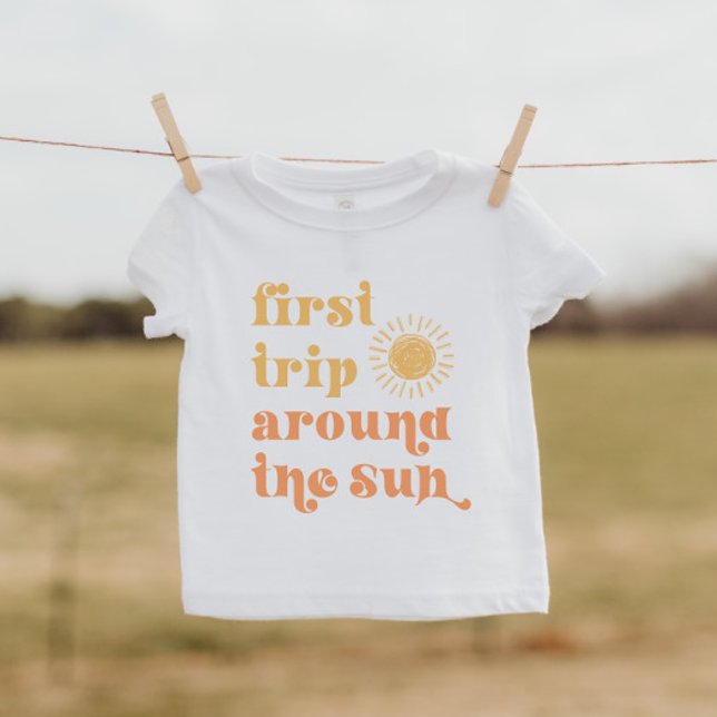Resa runt Sol T-Shirt (Skapare uppladdad)