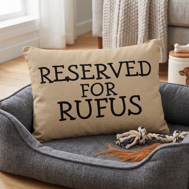 Reserverad för Personligen Prydnadskudde (Reserved For The Personalized Accent Pillow by Ricaso. Pampered pet reserved seat pillow, add name.)