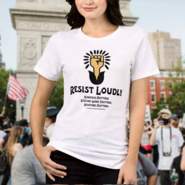 Resist Louely Shirt | Antifascistisk och progressi T (Skapare uppladdad)
