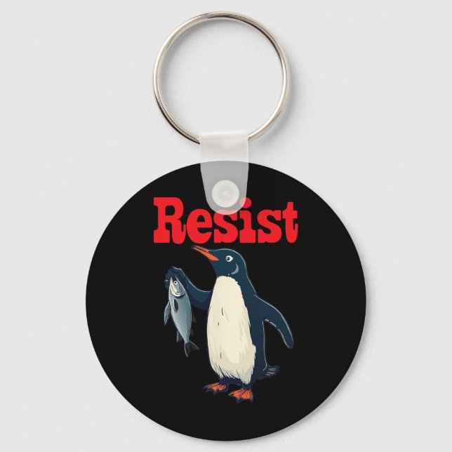 Resistenguin Holding Fish Protest Funny Graphic Nyckelring (Framsida)