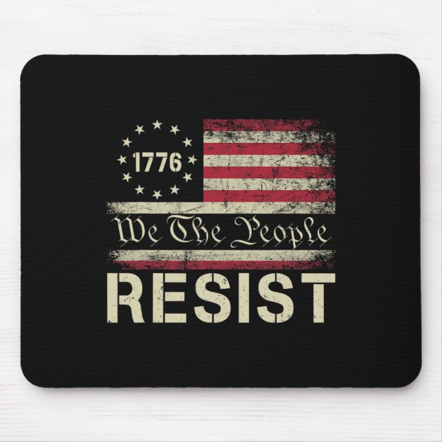 Resistent Trast Protest against Policy US Flagga w Musmatta (Framsidan)