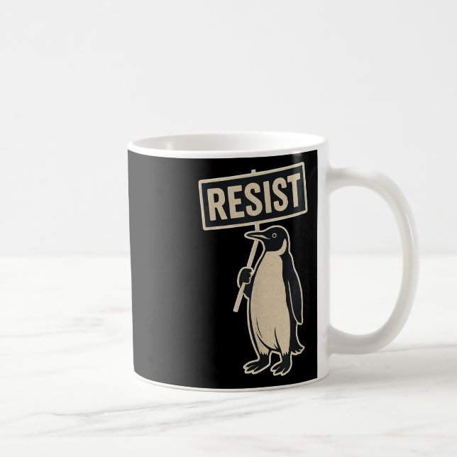 Resistera Penguin-protesten mot Tariffs Funny Grap Kaffemugg (Höger)