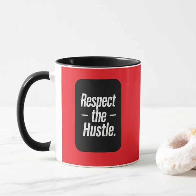 Respect the Hustle Typography Shirt – Motivational Mugg (Med munk)