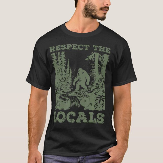 Respektera de lokala språken Bigfoot Sasquatch Yet T Shirt (Framsida)