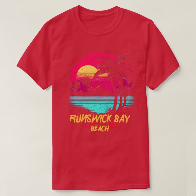 Resrowave Beach Runswick Bay Beach T Shirt (Design framsida)