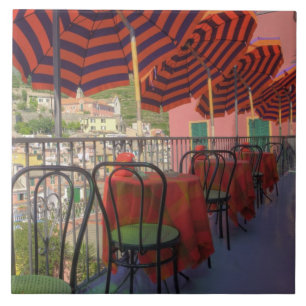 Restaurang i backstaden Vernazza, Cinque Kakelplatta