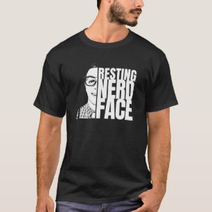 Resterande Nerd Ansikte Funny T Shirt