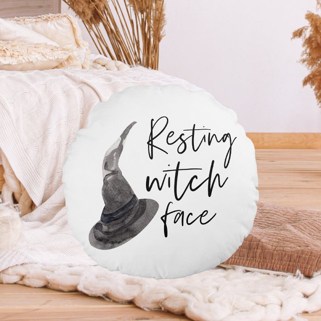 Resterande Witch Ansikte | HAPPY HALLOWEEN | Rolig Rund Kudde (Skapare uppladdad)
