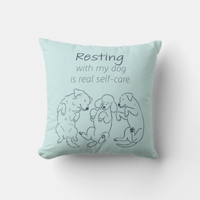Resting With My Dog - Self-Care Ice Blue Kudde (Framsida)