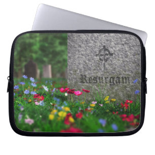 Resurgam Laptop sleeve