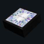 Resursruta för multicolred Crystals Minnesask<br><div class="desc">Förvara dina skatter eller ge en förmånslåda till någon som en vacker gåva. Nu finns det möjlighet att välja trä ramar. Många utformningar för olika tillfälle finns i min butik.</div>