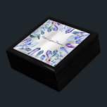 Resursruta för multicolred Crystals Minnesask<br><div class="desc">Förvara dina skatter eller ge en förmånslåda till någon som en vacker gåva. Nu finns det möjlighet att välja trä ramar. Många utformningar för olika tillfälle finns i min butik.</div>