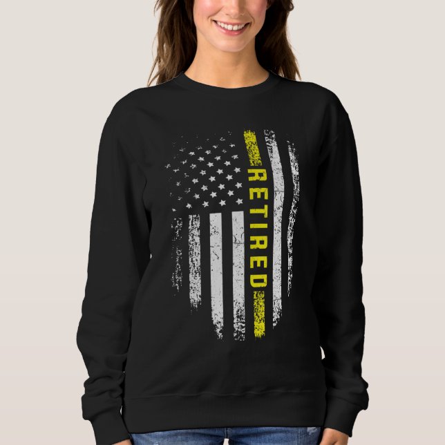 Retired 911 Dispatcher   Thin Yellow Line Flag T Shirt (Framsida)
