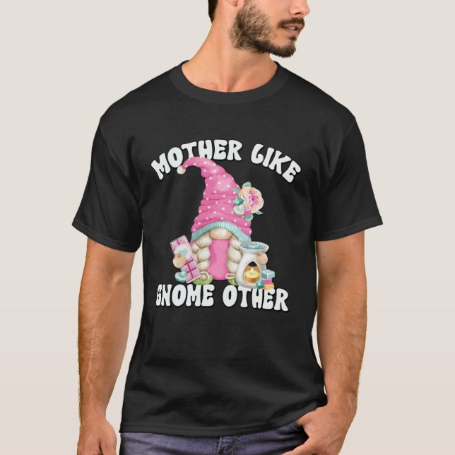 Retired Grandma Gnome Mom For Mothers Day  Soap Ma T Shirt (Framsida)