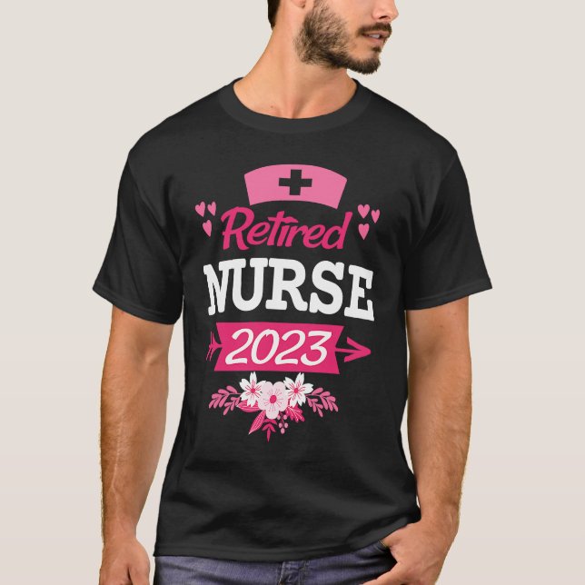 Retired Nurse 2023 Retirement 2023 Floral Print Nu T Shirt (Framsida)