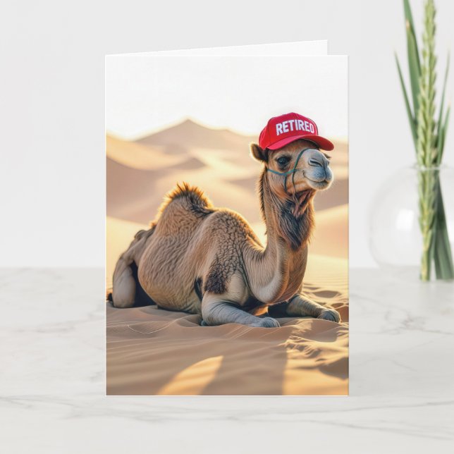 Retirement Camel Wearing a Red Cap Kort (Framsida)