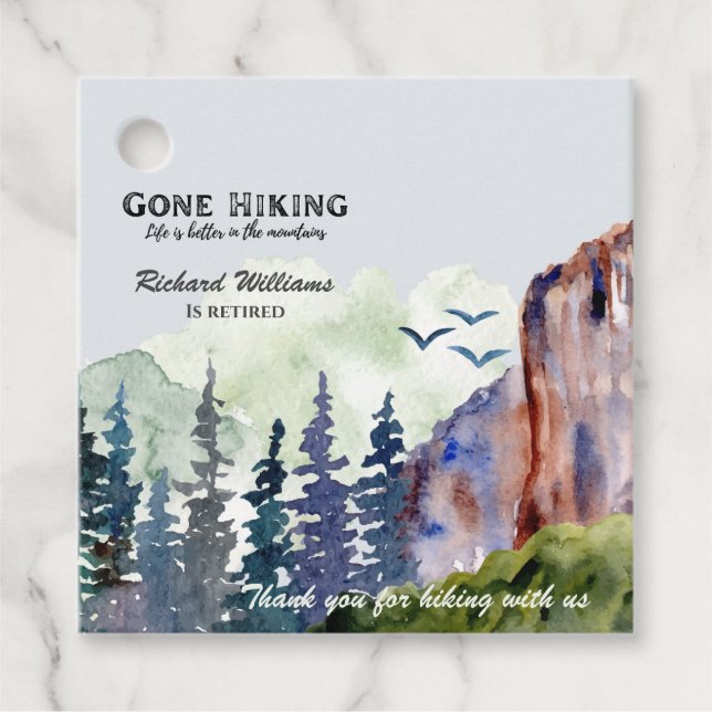 Retirement Gone Hiking Life is Better Mountains Gåvor Etiketter (Framsida)