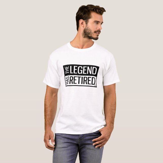 Reträttsignalen utrustar - legenden har avgått t shirt (Hel framsida)