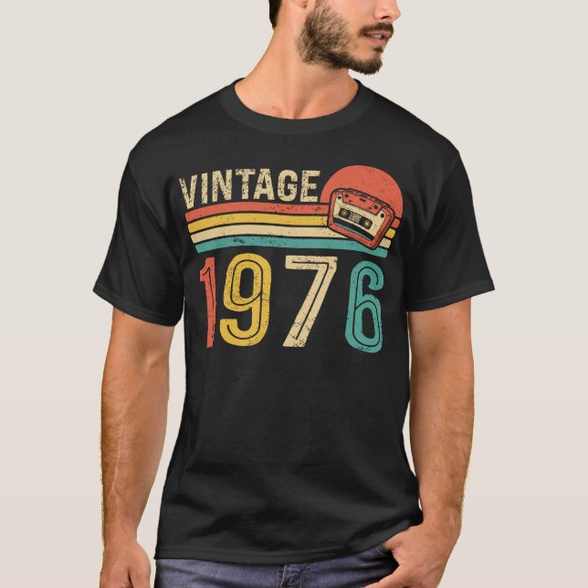 Retro 1976 Birthday Music Cassette Tape 50th Bday T Shirt (Framsida)