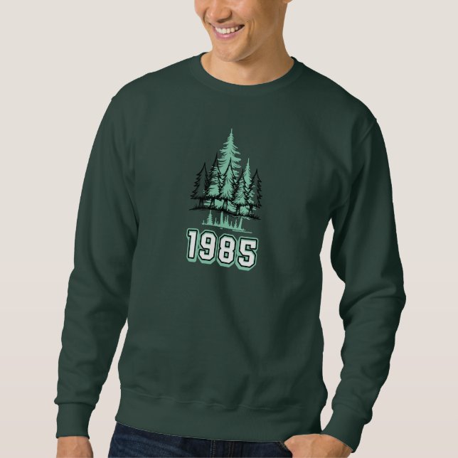 Retro 1985 Sweatshirt | Vintage 80s Aesthetic (Framsida)