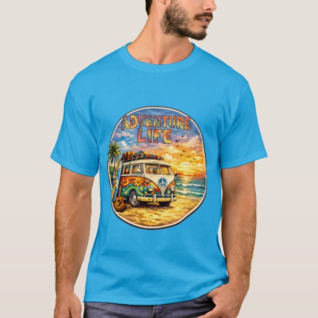 Retro 60s Hippie Beach Sunset | Adventure Van Life T Shirt (Framsida)