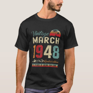 Retro 74:e födelsedagen 74 år gammal mars 1948 Vin T Shirt