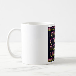 Retro 80-tals Rosa och Gult Glödande Neon Alfabet Kaffemugg