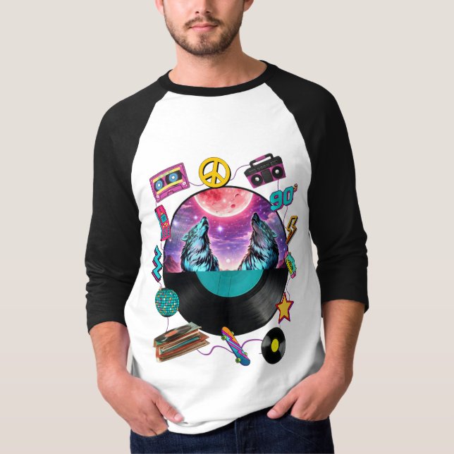 Retro 90s Midnight Wolf & Boombox Circular Collage T Shirt (Framsida)