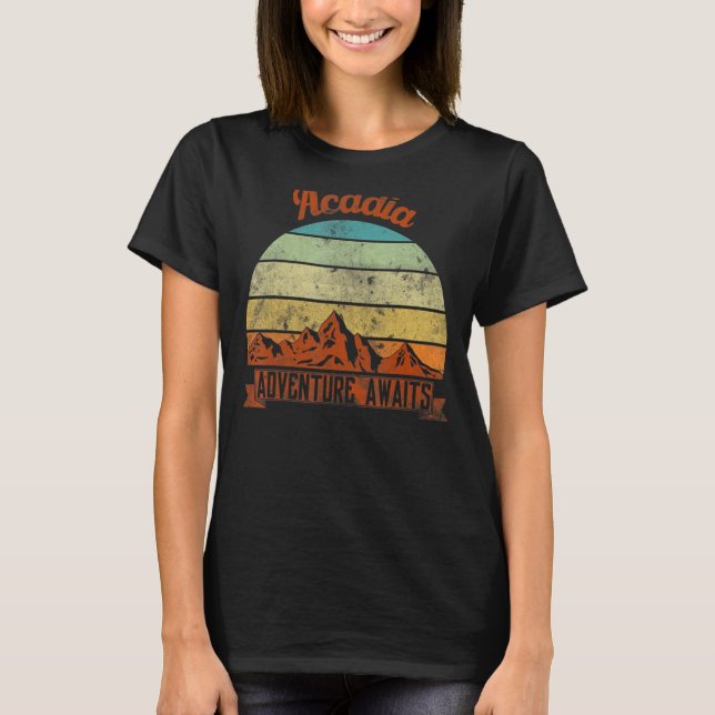 Retro Acadia National Park Mountain Maine Hiking T Shirt (Framsida)
