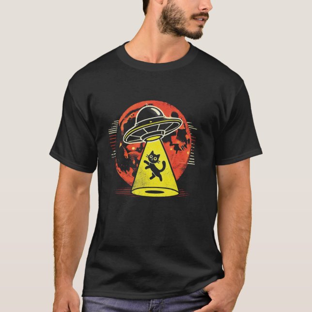Retro Alien Beam UFO Space Cat Mom Dad Cosmic Cat  T Shirt (Framsida)