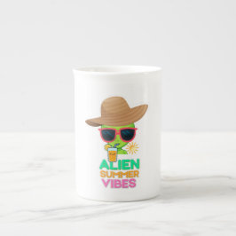 Retro Alien Sommar Strand Vibes Benporslin Mugg