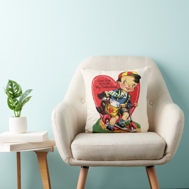 Retro Alla hjärtans dag, Vintage pojke på sparkcyk Kudde (Stol)