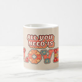 Retro "Allt du behöver är Kärlek" Kaffemugg