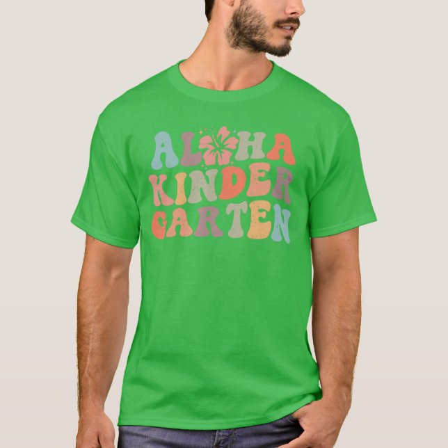 Retro Aloha Kindergarten Teacher Life Summer Beach T Shirt (Framsida)