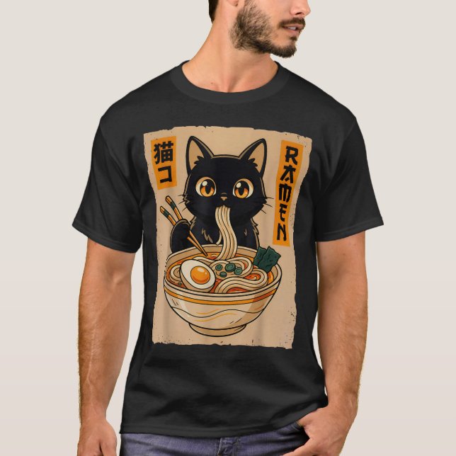 Retro Anime Kawaii Black Cat Eating Ramen Noodles  T Shirt (Framsida)