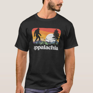 Retro Appalachia Bigfoot Mountain Trees Natur ut T Shirt