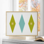 Retro Aqua Blue Grönt Gult Stars Diamanter Poster<br><div class="desc">Denna moderna poster i mitten av århundradet har 3 stora diamanter med 2 stjärnor i mitten,  i en kombination av färg akablått,  avokado grönt och gult. Det skulle göra en roligt till dina väggar!</div>