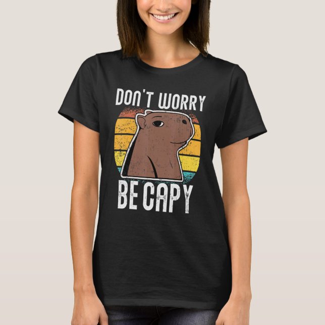 Retro är inte rädd att Capybara är kapabel T Shirt (Framsida)