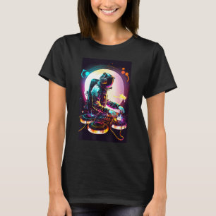 Retro Astronaut DJ, DJing in Space, EDM coola Grap T Shirt
