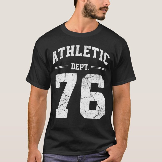 Retro Athletic Dept 76 Klassisk 1976 Födelsedag T Shirt (Framsida)