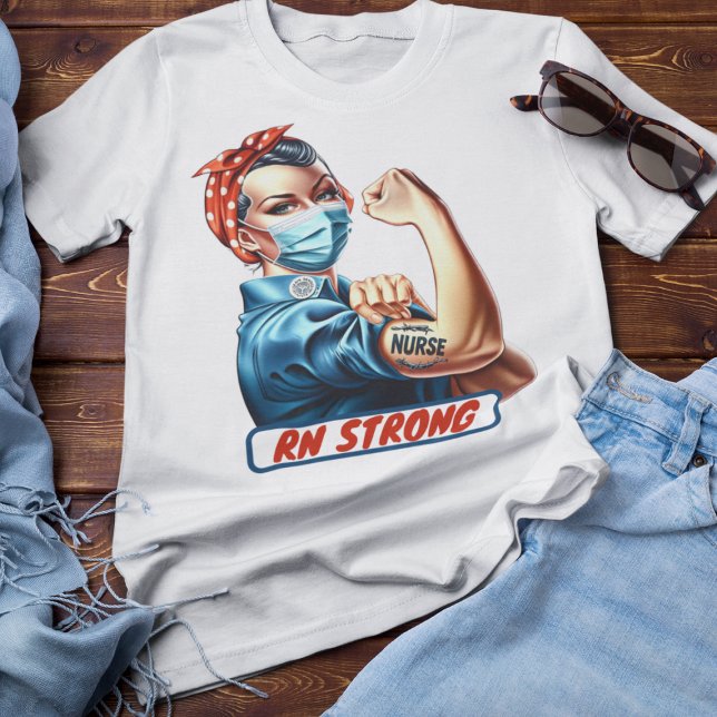 Retro Badass Nurse | Gåvor till sjuksköterskor T Shirt (Skapare uppladdad)