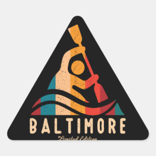 Retro Baltimore Kayaking Triangelformat Klistermärke