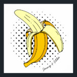 Retro Banana Tecknad Bok Food Pop Art Poster<br><div class="desc">Funkyns återutskrift stil av en gult med skalad banaillustration,  över en cirkel med halvtonssvarta punkter. Redigerbar text radbryts runt grund i teckningen så att du kan anpassa med namn eller ett meddelande</div>