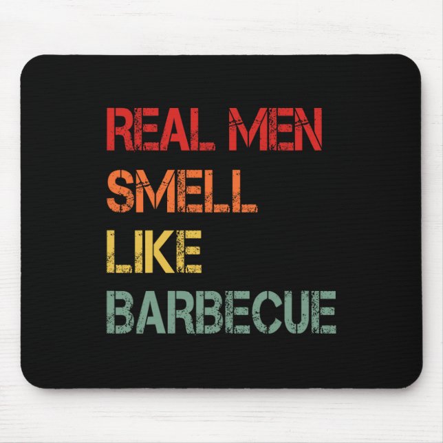 Retro Bbq Real Men Smell Like Byrbecue Smoke Funny Musmatta (Framsidan)