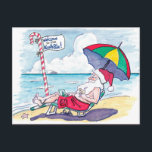 Retro Beach Jultomten jul Helg Vykort<br><div class="desc">På det här söta vykortet har Jultomten bytt plats. Han slingrar sig i rödsurfa kort på en sandstrand bredvid havet, med ett färgstarkt paraply för skuggning, men fortfarande bär sitt varumärke julhatt. En strimlad candy cane-polare har en skylt som säger Välkommen till Nordpolen! Cute! Kortets baksida har gott om utrymme...</div>
