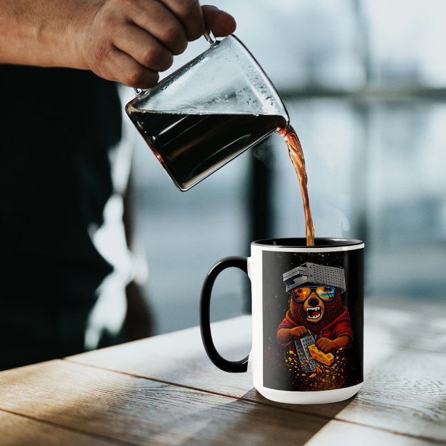 Retro Bear With Cheese Grater Hat and Sunglasses Mugg (Skapare uppladdad)