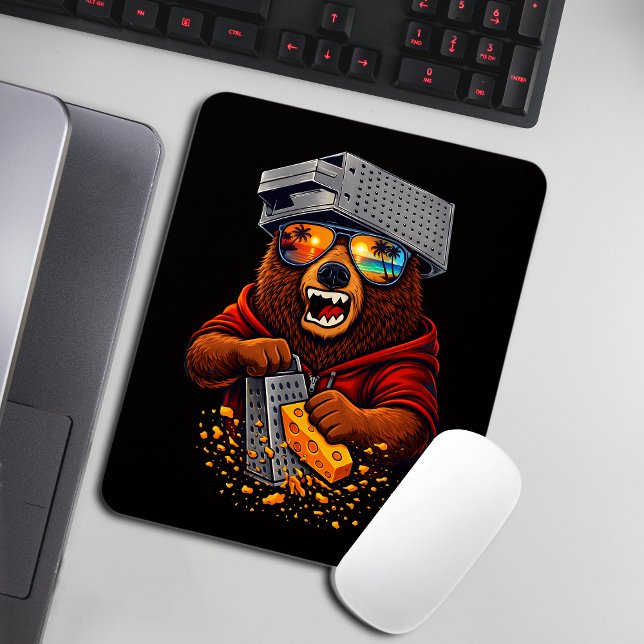 Retro Bear With Cheese Grater Hat and Sunglasses Musmatta (Skapare uppladdad)